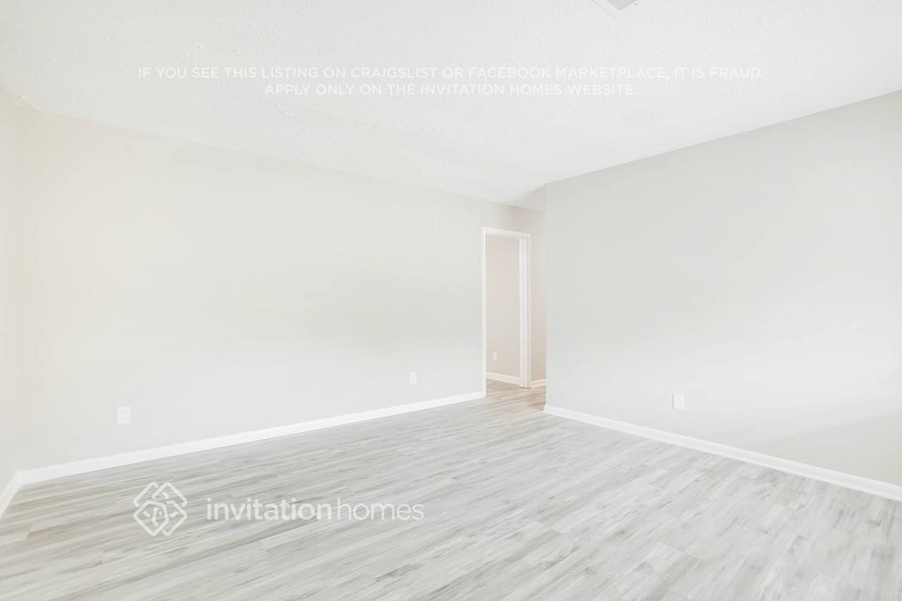 2374 Deer Pass Way - Photo 6 of 24