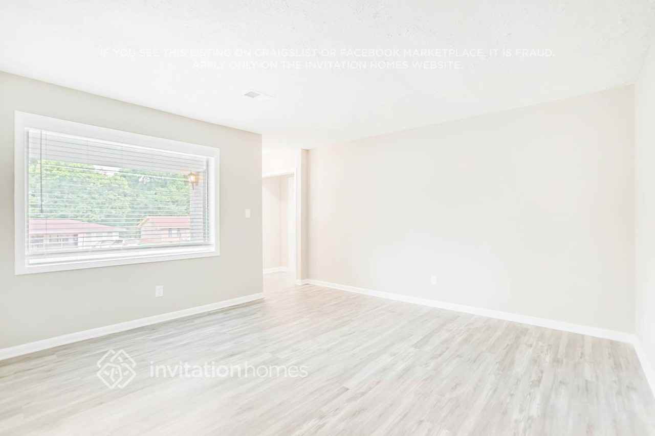 2374 Deer Pass Way - Photo 7 of 24