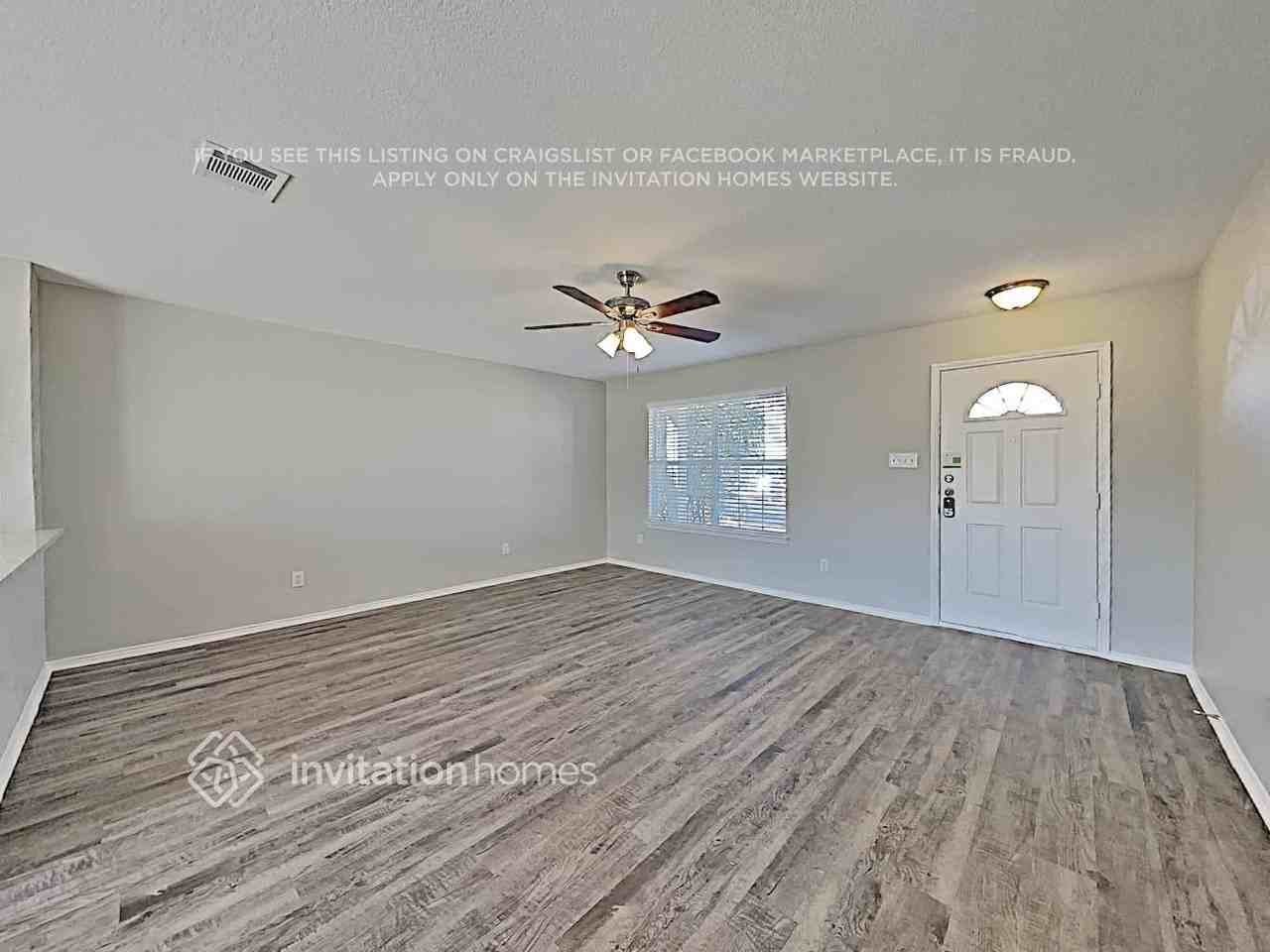 1912 Wickham Dr - Photo 4 of 19