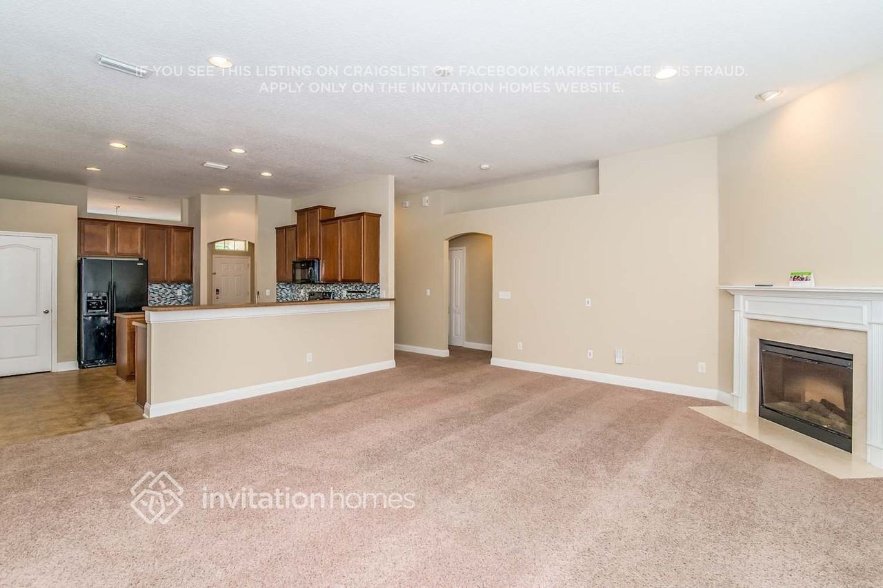6640 Colby Hills Dr - Photo 3 of 20