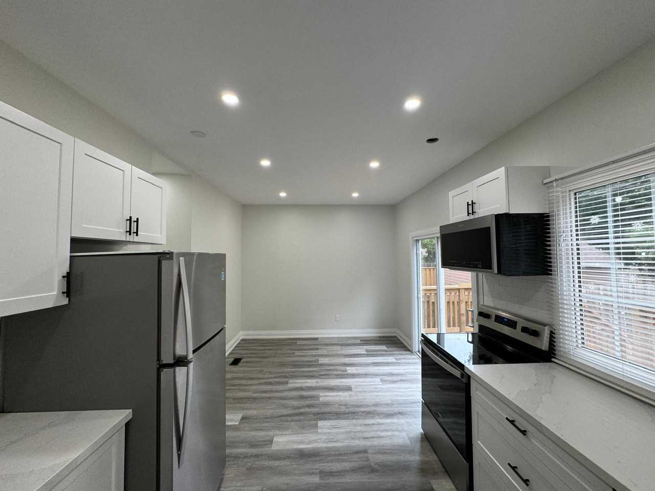 31 Carrick Ave - Photo 3 of 18