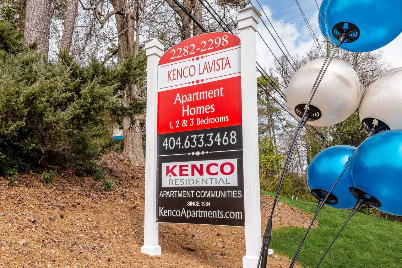 KENCO Lavista | Pet - Photo 3 of 26