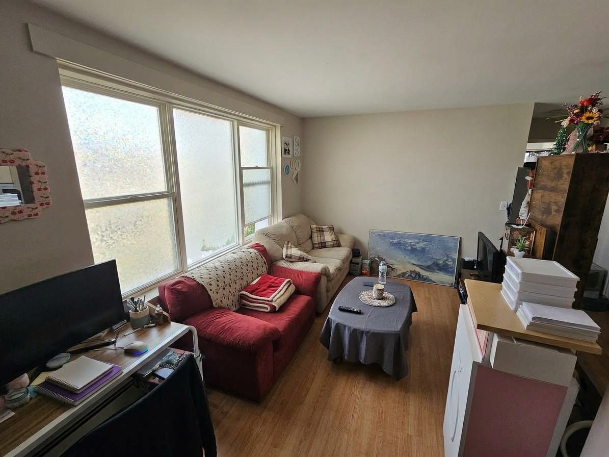 300 Regent Street - Photo 2 of 14