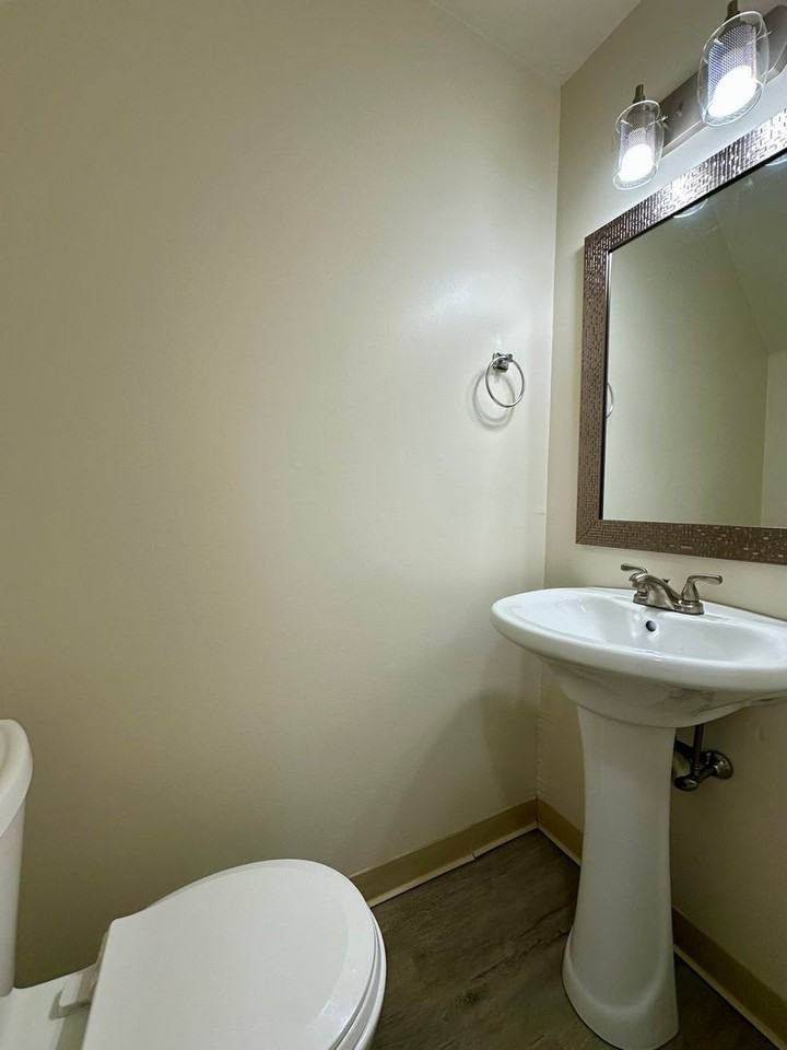 213 Bellwood Dr - Photo 6 of 15