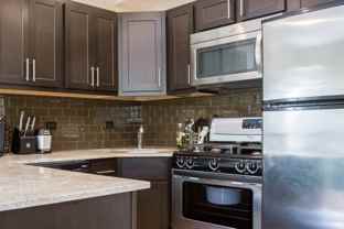 N Maplewood Ave & W Lawrence Ave - Photo 1 of 1