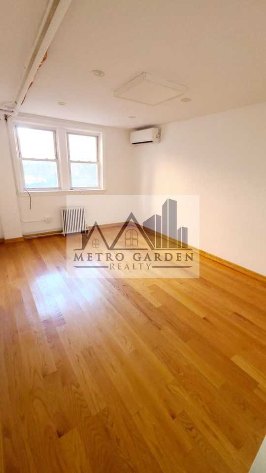 64-07 102nd Street - Photo 5 of 9