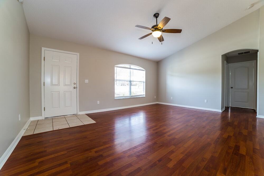 612 Cherry Laurel St - Photo 3 of 16