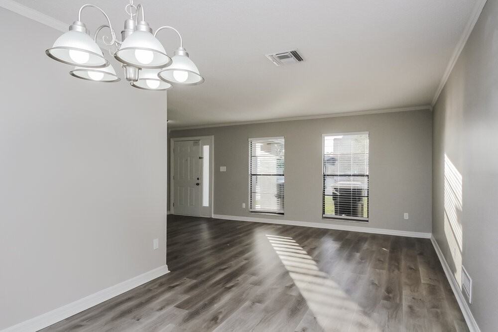 11317 Porto Ct - Photo 5 of 16