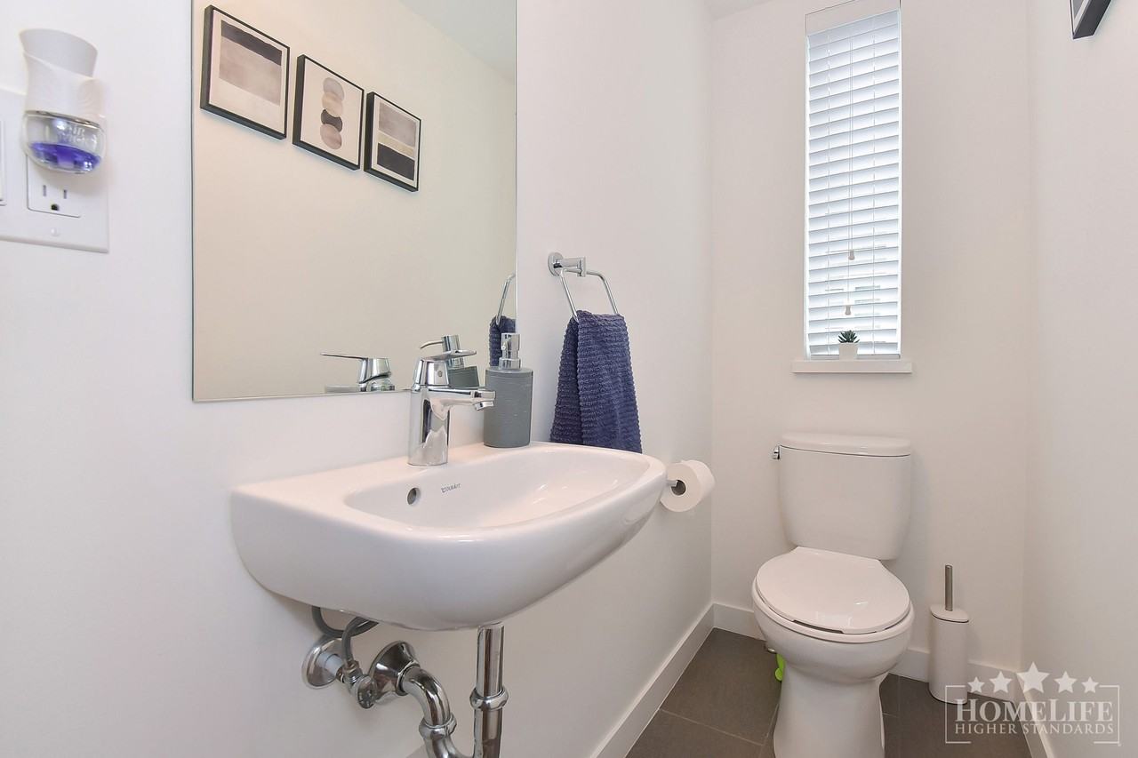 15850 85 Ave - Photo 6 of 20
