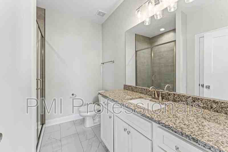 2132 Gracie Bug Loop - Photo 4 of 36