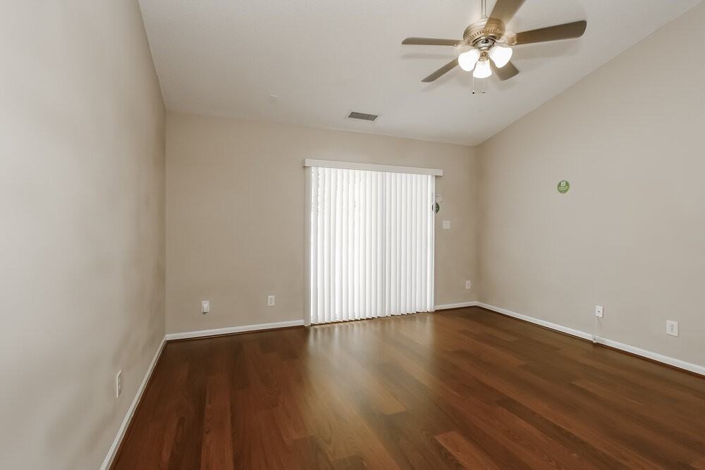 5133 Deerton Rd - Photo 3 of 14