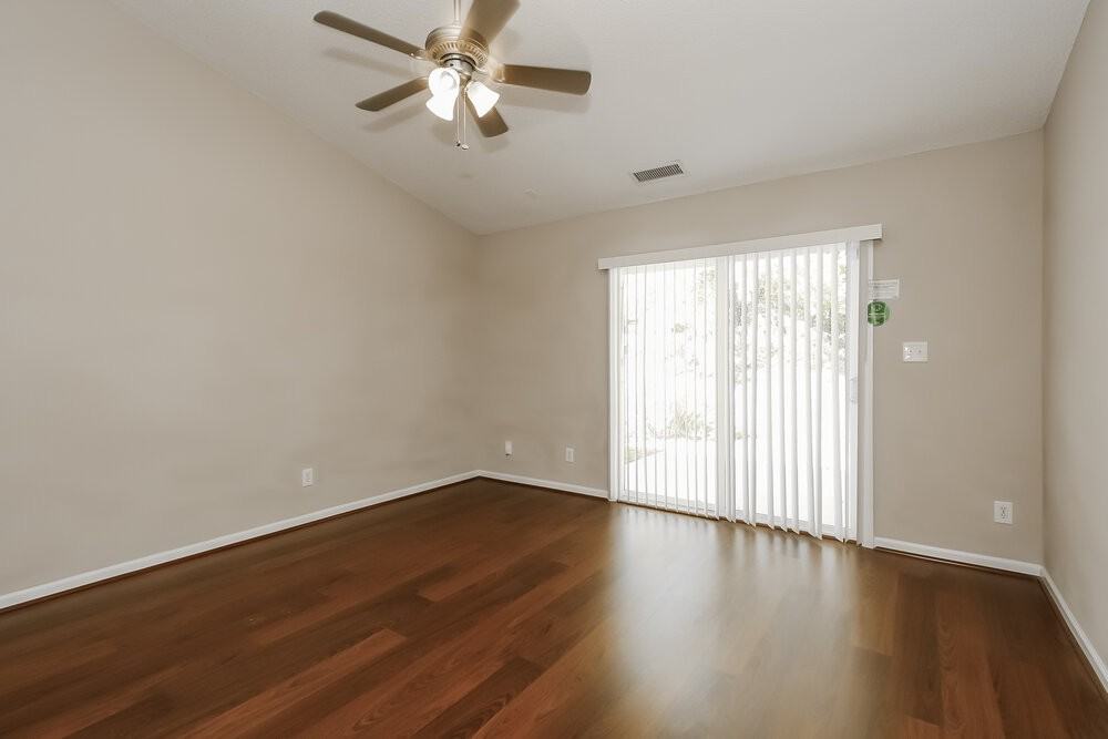 5133 Deerton Rd - Photo 4 of 14