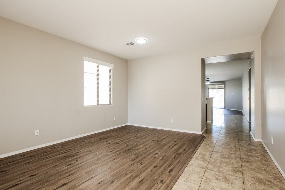 7032 W Alta Vista Rd - Photo 4 of 16