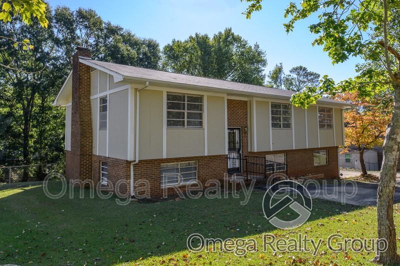 1033 Old Mill Rd - Photo 5 of 50