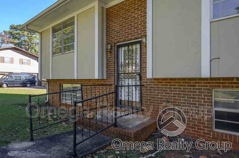 1033 Old Mill Rd - Photo 6 of 50