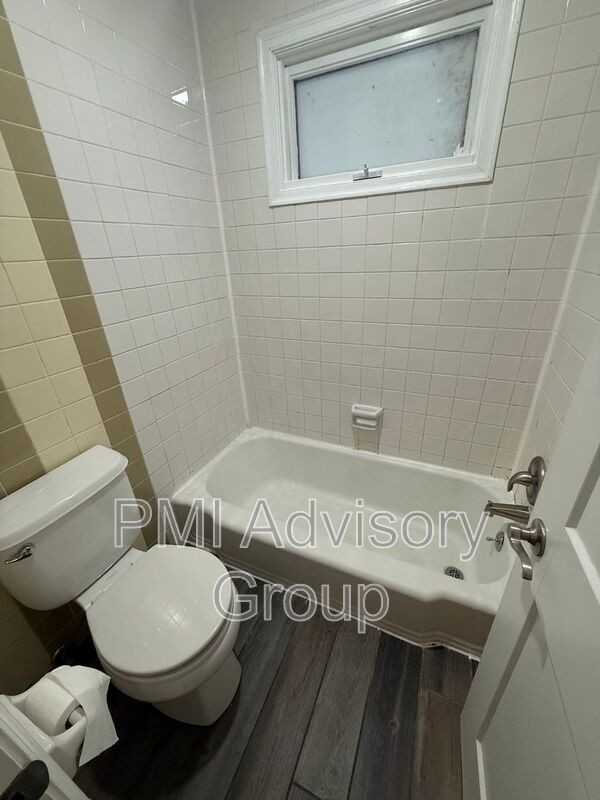 3625 Sw 29th Ter #2 - Photo 2 of 7