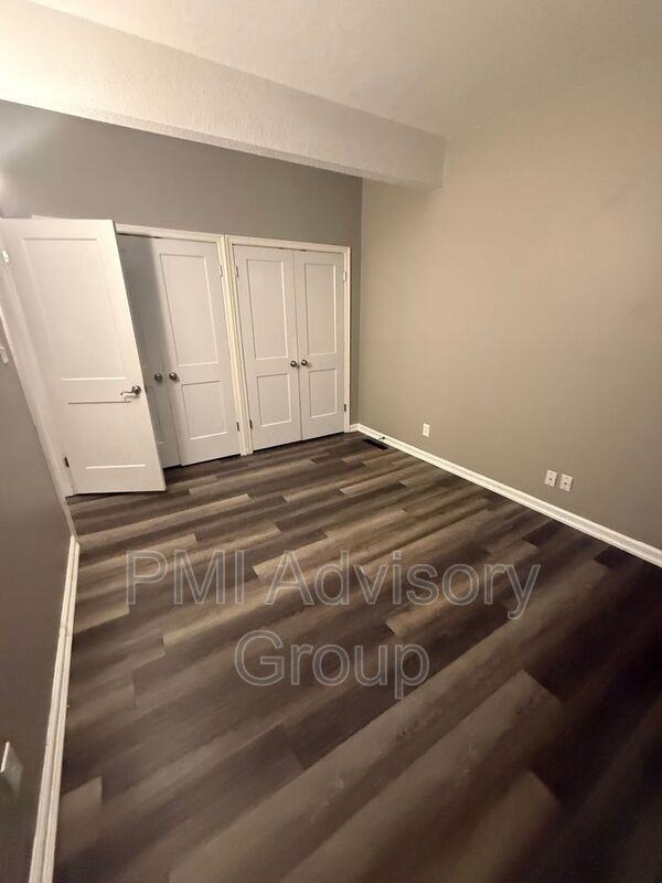 3625 Sw 29th Ter #2 - Photo 4 of 7