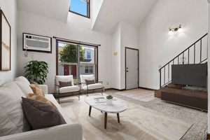 featured image of 2350 Canter Ln