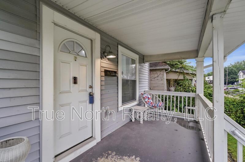 958 Miller Ave - Photo 4 of 28