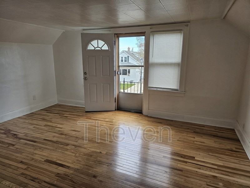 61 Marne Rd - Photo 3 of 20