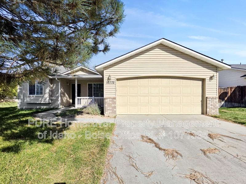 16772 Bayou Way - Photo 3 of 28