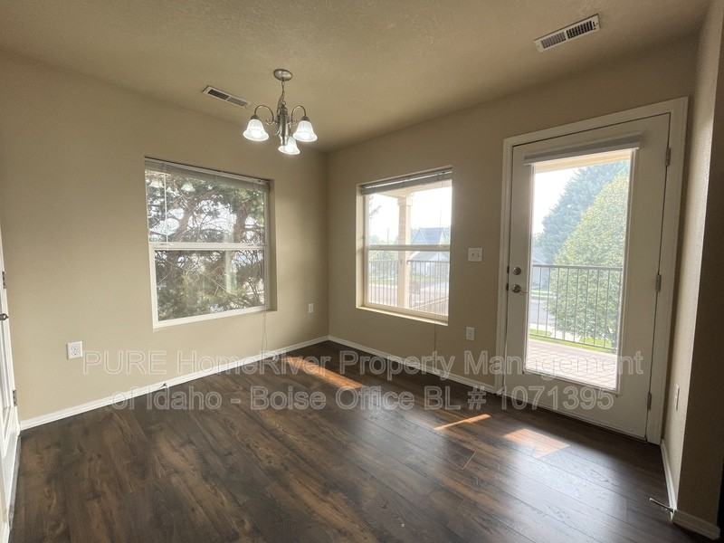 1559 S Allante Pl #201 - Photo 3 of 18