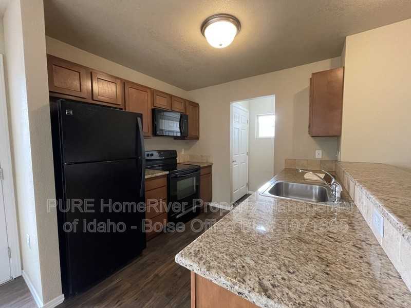 1559 S Allante Pl #201 - Photo 4 of 18