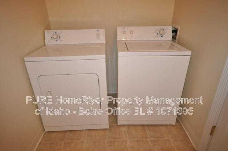 1304 S Ivy St #B - Photo 7 of 17