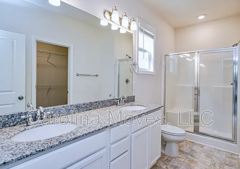905 Bryden Ln - Photo 6 of 17