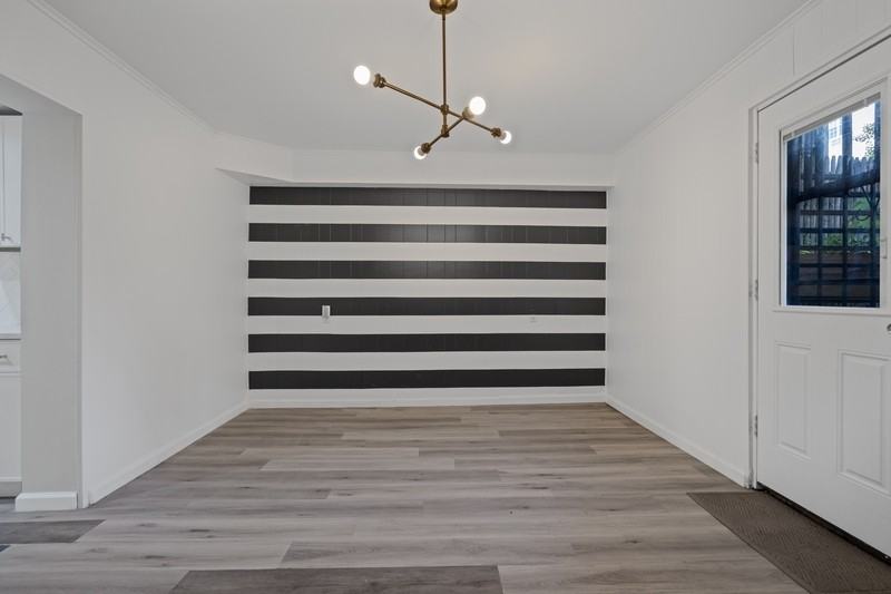 191 Ogden Ave - Photo 7 of 19