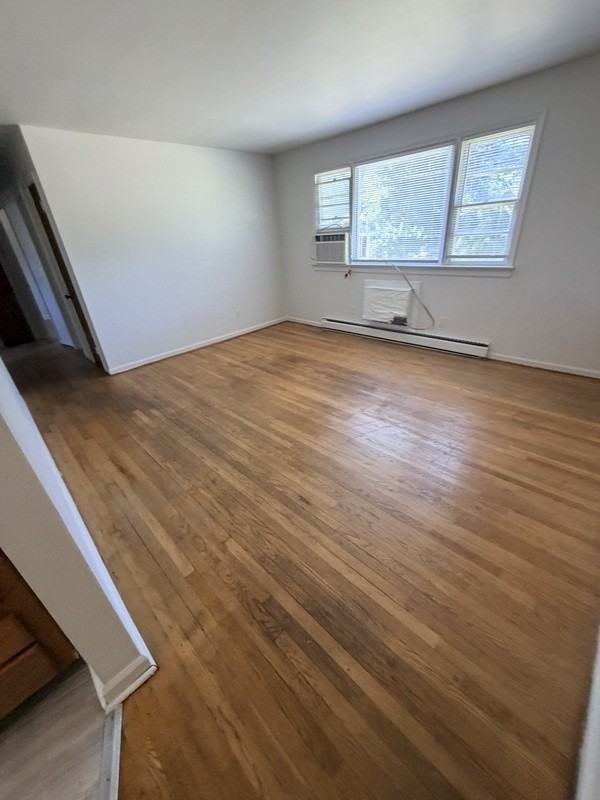 3215 Meadowbridge Rd #B - Photo 2 of 7