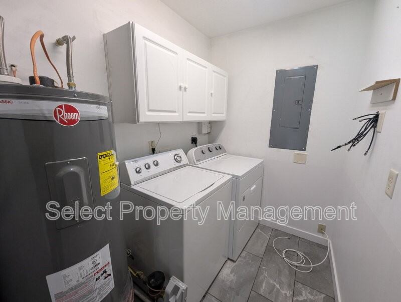 4808 Tyrone Rd - Photo 6 of 22