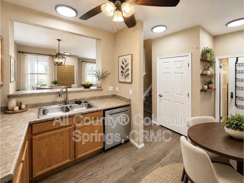 1841 Reilly Grv - Photo 5 of 36