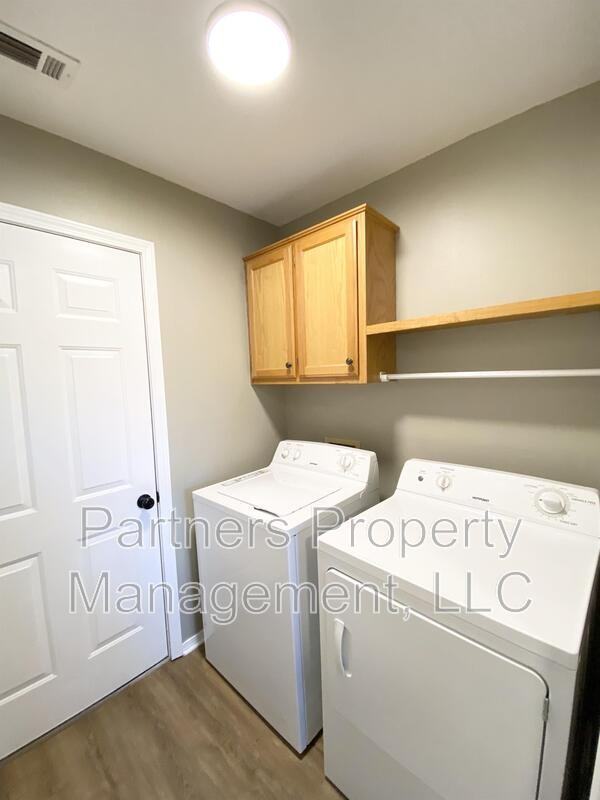 835 N 54th Ave - Photo 7 of 14