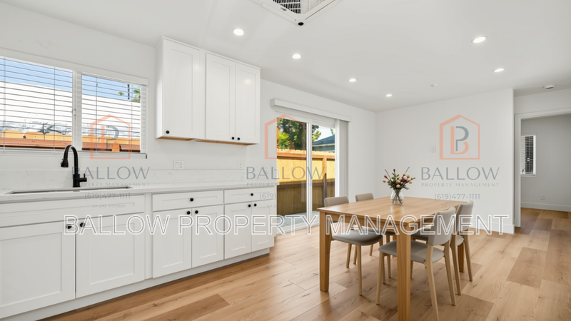 725 E 7th St - Photo 2 of 15