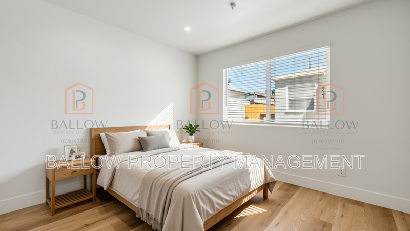 725 E 7th St - Photo 5 of 15