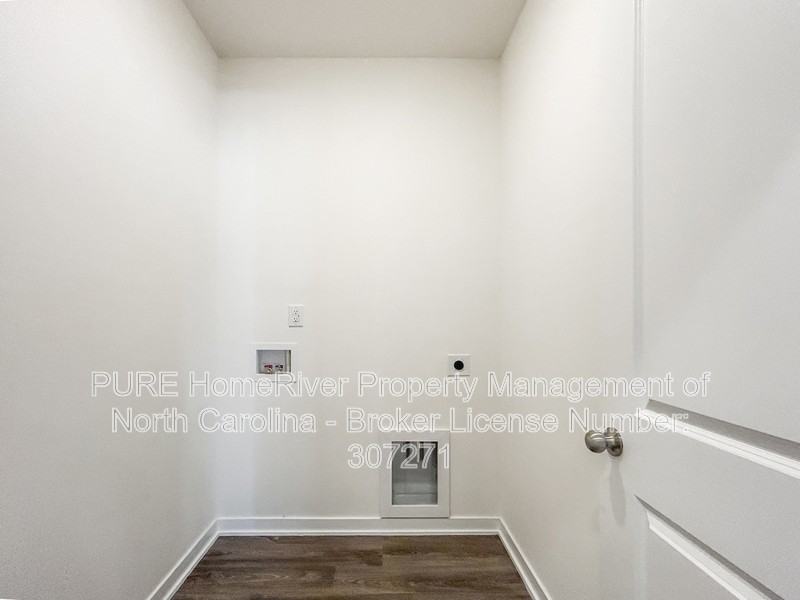 1502 Catskill Way - Photo 6 of 17