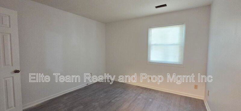 8625 Crows Nest Ln - Photo 3 of 5
