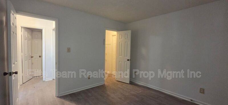 8625 Crows Nest Ln - Photo 5 of 5