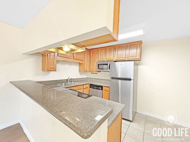 1825 Bayview Heights Dr #94 - Photo 5 of 16