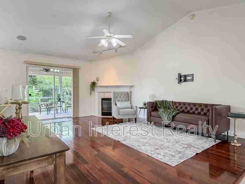 4041 Broken Arrow Ct - Photo 4 of 24