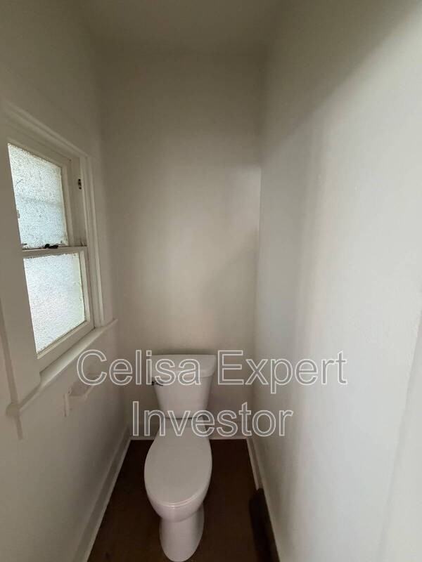 1219 Scott Ave - Photo 6 of 12