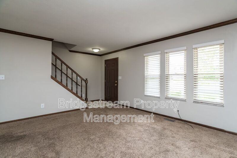 1064 Beryl Trl - Photo 3 of 37