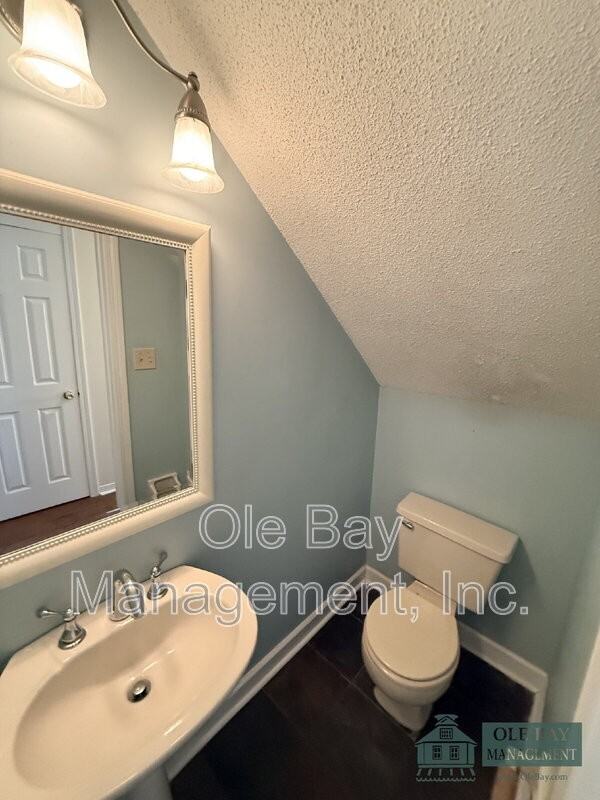 6509 Bienville Ct - Photo 6 of 10
