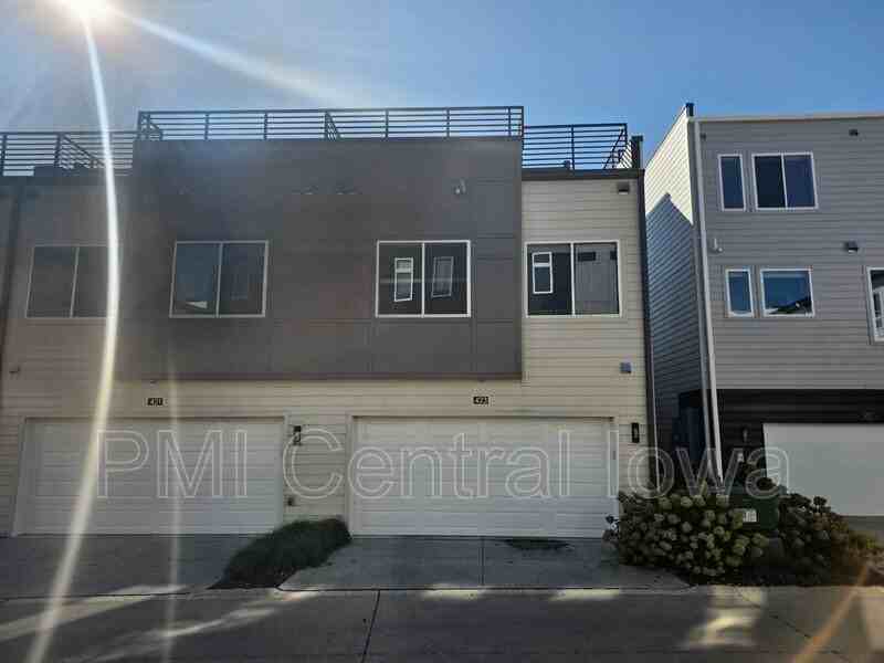 423 Sw 12th St - Photo 2 of 36