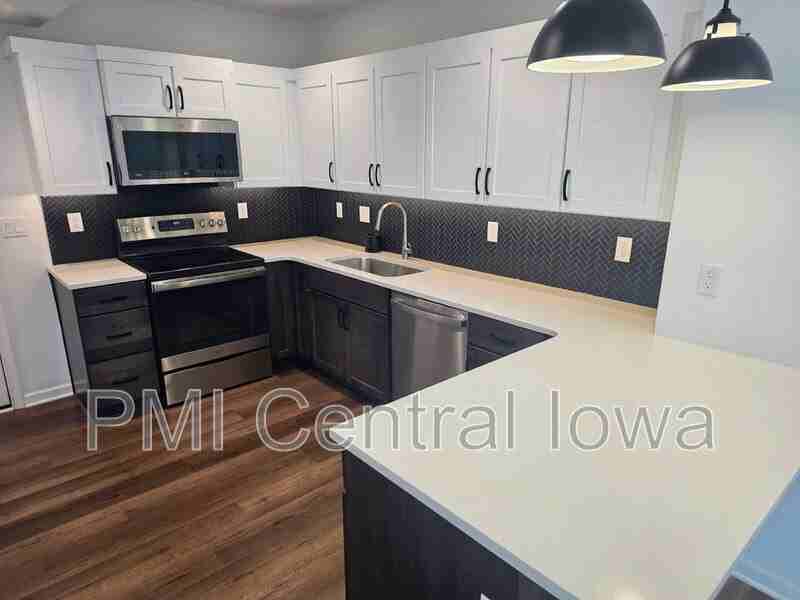 423 Sw 12th St - Photo 3 of 36