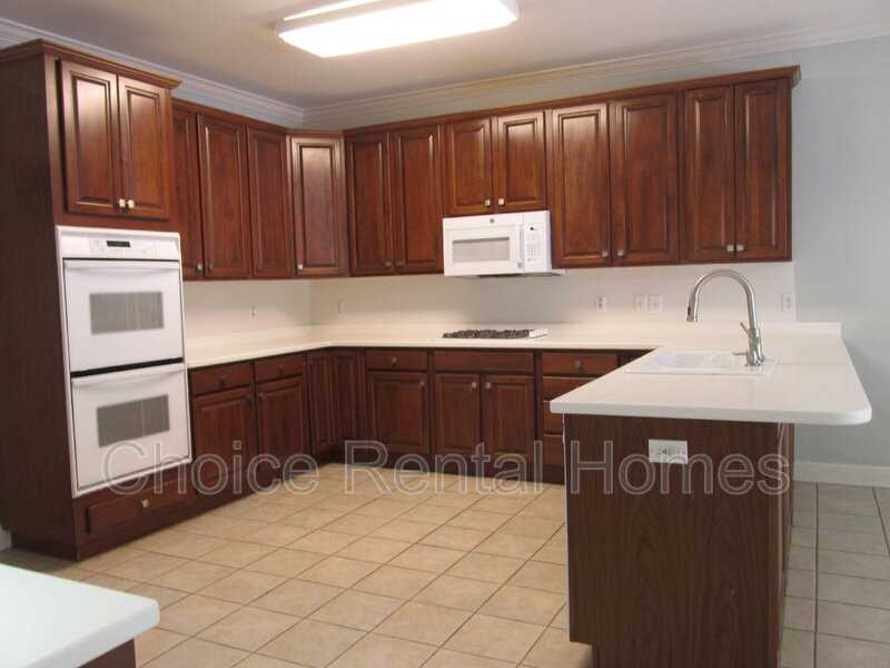 6031 Rosemont Rd - Photo 4 of 50