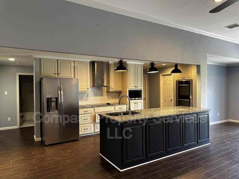 10613 Rayburn Way - Photo 4 of 19