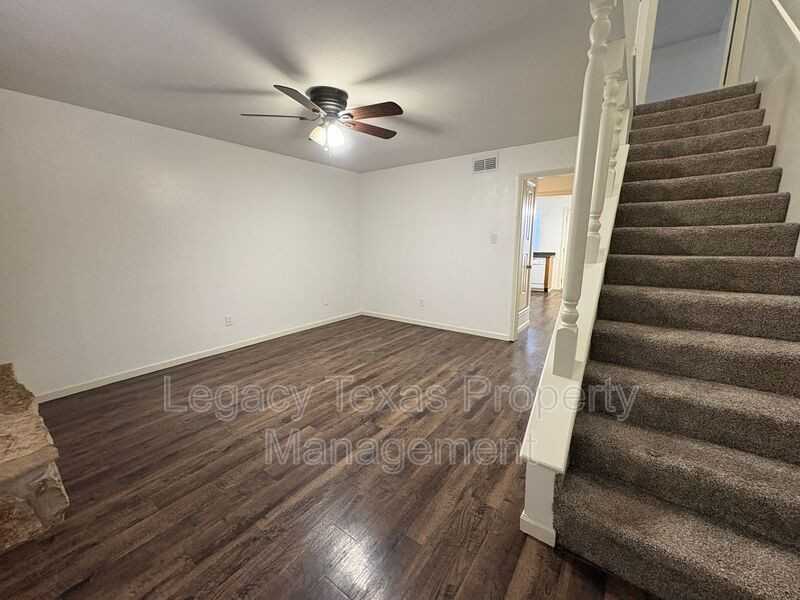 1601 N Nolan River Rd #D - Photo 6 of 24