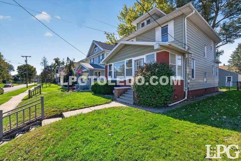 256 Decatur St - Photo 3 of 40